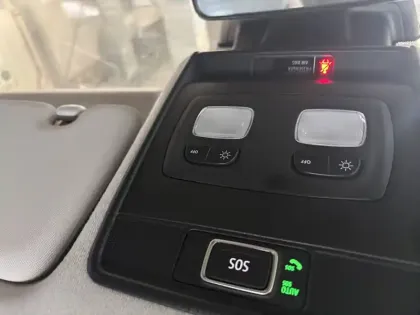 Photo 33 Renault Clio  E-Tech full hybrid 145