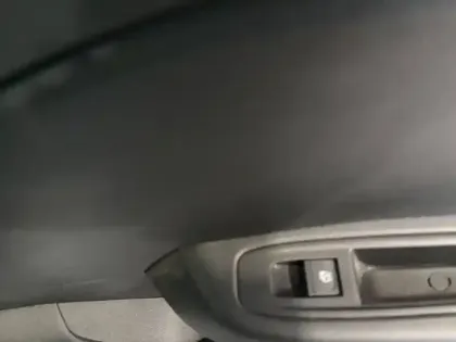 Photo 16 Renault Clio  E-Tech full hybrid 145