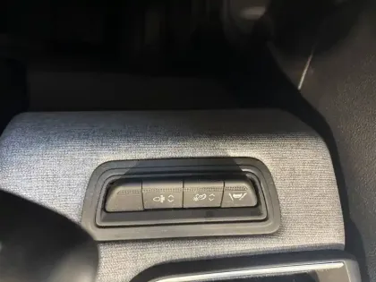 Photo 26 Renault Clio  E-Tech full hybrid 145