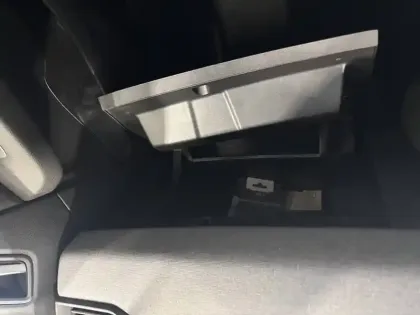 Photo 41 Renault Clio  E-Tech full hybrid 145