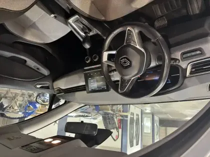 Photo 23 Renault Clio  E-Tech full hybrid 145