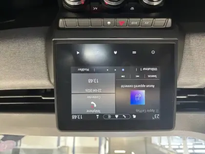 Photo 32 Renault Clio  E-Tech full hybrid 145