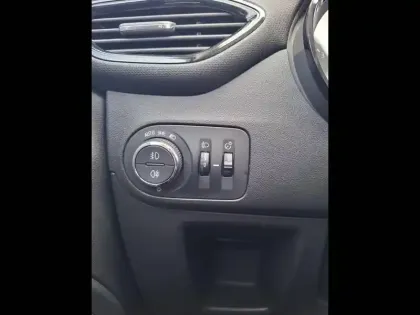 Photo 13 Opel Crossland X Gén. I Ph1 Innovation 5