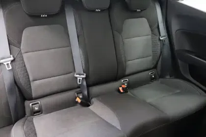 Photo 51 Renault Clio  Blue dCi 85