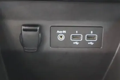 Photo 65 Renault Clio  Blue dCi 85