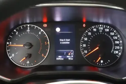 Photo 19 Renault Clio Gén. V (BJA) Ph1 Business 5