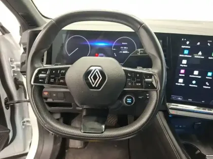 Photo 36 Renault Austral  E-Tech hybrid 200
