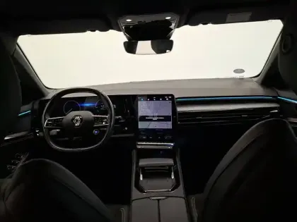 Photo 10 Renault Austral  E-Tech hybrid 200