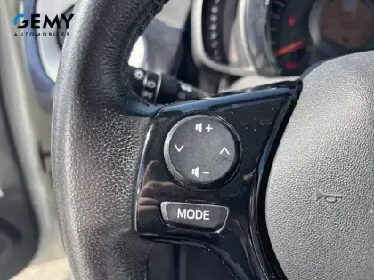 Photo 35 Peugeot 108  1.2 PureTech 82ch BVM5