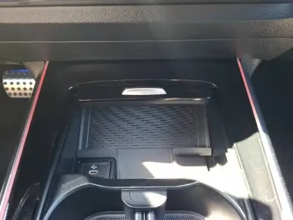 Photo 17 Mercedes GLA  200 d 8G-DCT