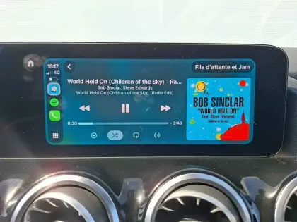 Photo 15 Mercedes GLA  200 d 8G-DCT