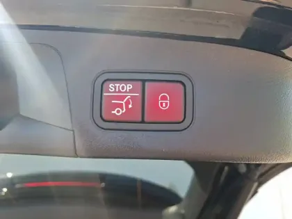 Photo 31 Mercedes GLA  200 d 8G-DCT