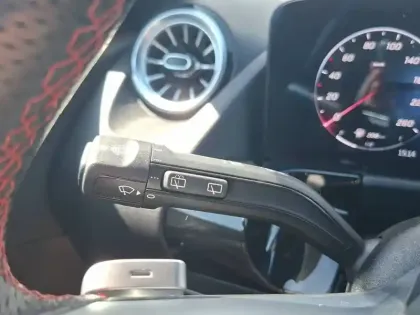 Photo 10 Mercedes GLA  200 d 8G-DCT