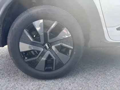 Photo 8 Dacia Jogger  Hybrid 140 5 places GSR2