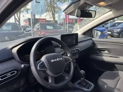 Photo 25 Dacia Jogger  Hybrid 140 5 places GSR2