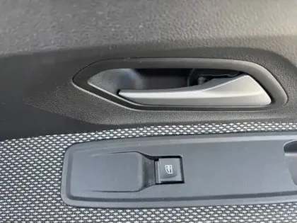 Photo 15 Dacia Jogger  Hybrid 140 5 places GSR2