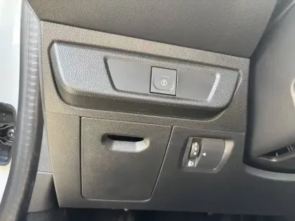 Photo 28 Dacia Jogger  Hybrid 140 5 places GSR2