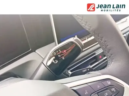 Photo 12 Volkswagen Tiguan  1.5 eTSI 150ch DSG7