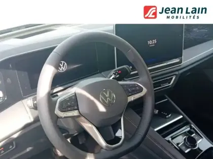 Photo 11 Volkswagen Tiguan  1.5 eTSI 150ch DSG7