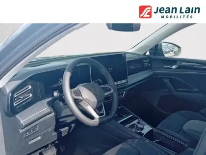 Photo 10 Volkswagen Tiguan  1.5 eTSI 150ch DSG7