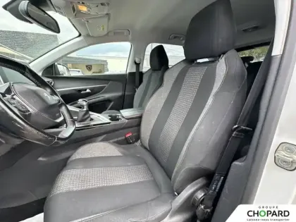 Photo 32 Peugeot 3008  1.2 Puretech 130ch S&S BVM6