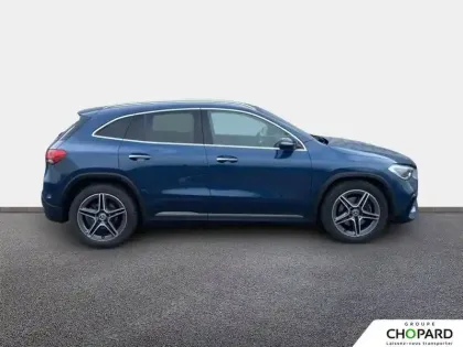 Photo 8 Mercedes GLA  200 d 8G-DCT