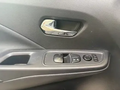 Photo 33 Nissan Micra  IG-T 92 Xtronic