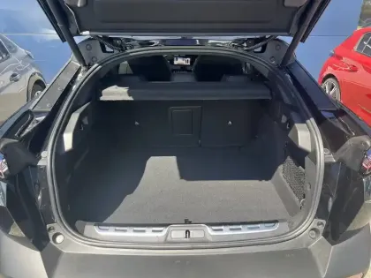 Photo 10 Peugeot 408  Hybrid 145 e-DCS6