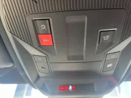Photo 22 Peugeot 408  Hybrid 145 e-DCS6