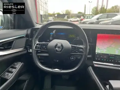 Photo 8 Renault Austral  E-Tech hybrid 200