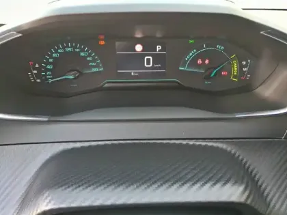 Photo 18 Peugeot 208  Hybrid 110 ch e-DCS6