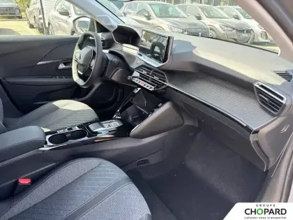 Photo 34 Peugeot 208  Electrique 54 kWh 156ch