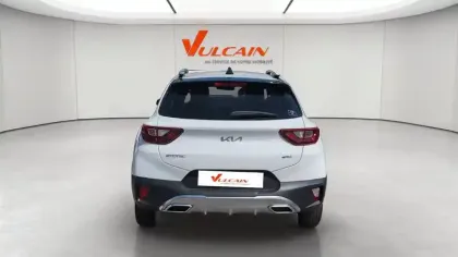 Photo 6 Kia Stonic  1.0 T-GDi 100 ch DCT7