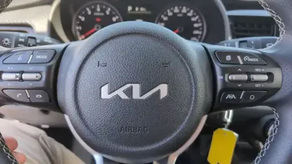 Photo 18 Kia Stonic  1.0 T-GDi 100 ch DCT7