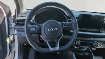 Photo 15 Kia Stonic  1.0 T-GDi 100 ch DCT7