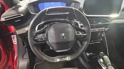 Photo 13 Peugeot 2008  PureTech 155 S&S EAT8