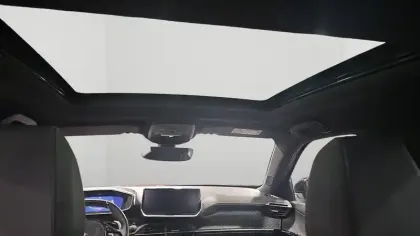 Photo 20 Peugeot 2008  PureTech 155 S&S EAT8