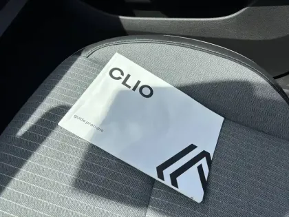 Photo 40 Renault Clio  Eco-G 100 ch GSR2