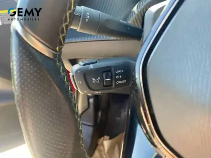 Photo 15 Peugeot 208  Electrique 50 kWh 136ch