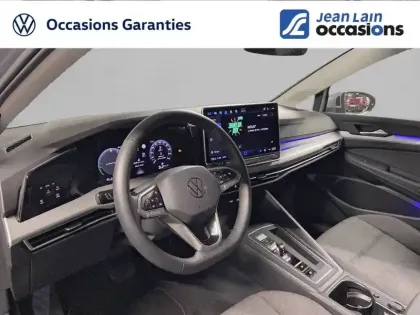 Photo 52 Volkswagen Golf  1.5 eHybrid 204 DSG6