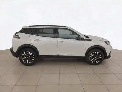 Photo 69 Peugeot 2008  BlueHDi 130 S&S EAT8