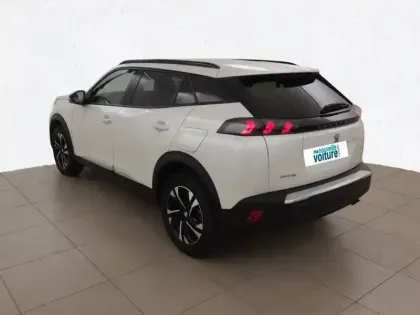 Photo 72 Peugeot 2008  BlueHDi 130 S&S EAT8