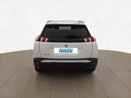 Photo 70 Peugeot 2008  BlueHDi 130 S&S EAT8