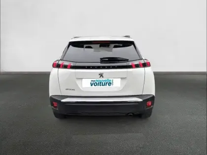 Photo 26 Peugeot 2008  BlueHDi 130 S&S EAT8