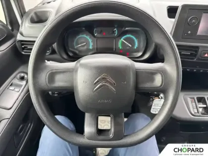 Photo 37 Citroën Berlingo e- Taille M 136 ch 100 kWh Automatique
