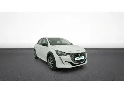 Photo 75 Peugeot 208  ELECTRIQUE 50 KWH 136