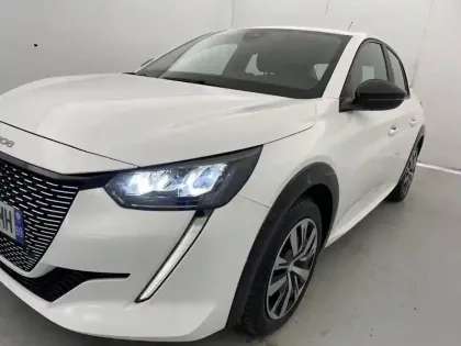 Photo 55 Peugeot 208  ELECTRIQUE 50 KWH 136