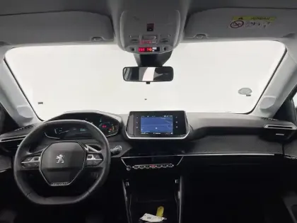 Photo 93 Peugeot 208  ELECTRIQUE 50 KWH 136