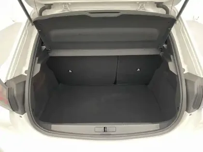 Photo 76 Peugeot 208  ELECTRIQUE 50 KWH 136