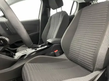 Photo 77 Peugeot 208  ELECTRIQUE 50 KWH 136